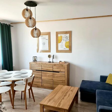Apartament Walbrzych / Piaskowa Gora Bagian luar foto