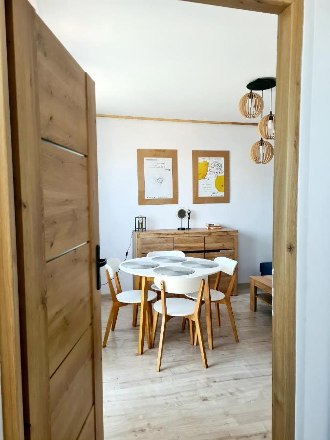 Apartament Walbrzych / Piaskowa Gora Bagian luar foto