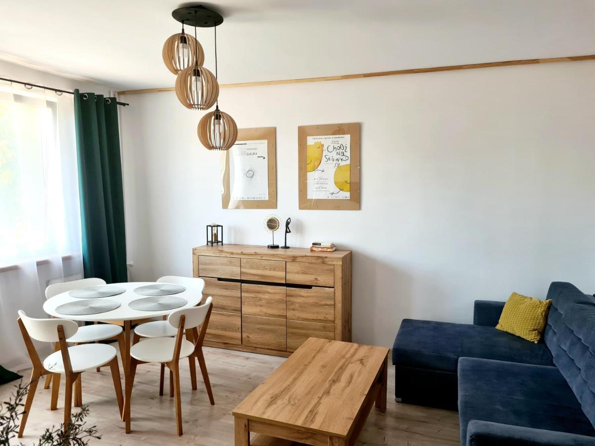 Apartament Walbrzych / Piaskowa Gora Bagian luar foto