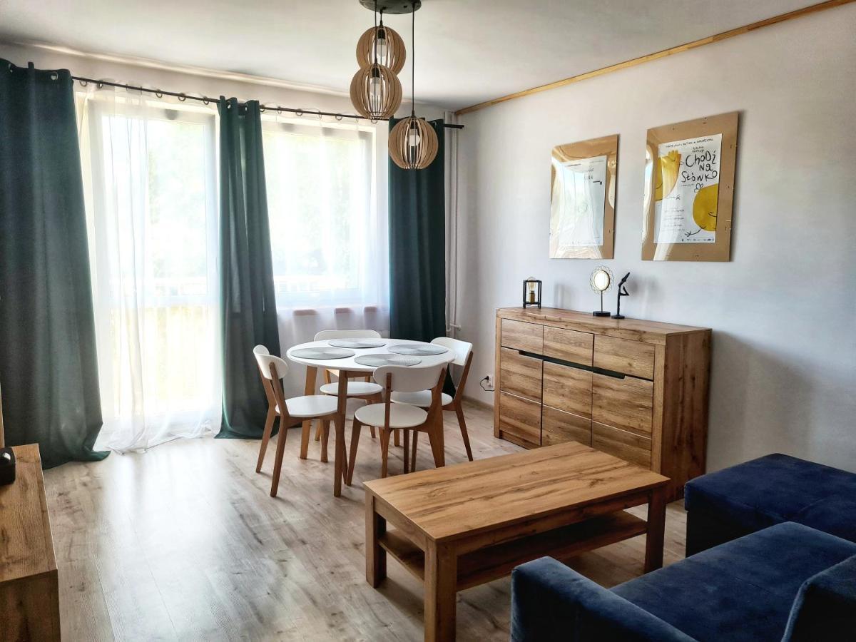 Apartament Walbrzych / Piaskowa Gora Bagian luar foto